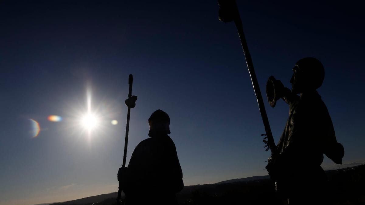 Allí estará el sol en el eclipse desde el Monte do Gozo