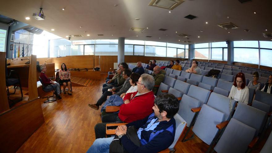 Reunión entre comuneros y Concello de Cangas de esta semana.