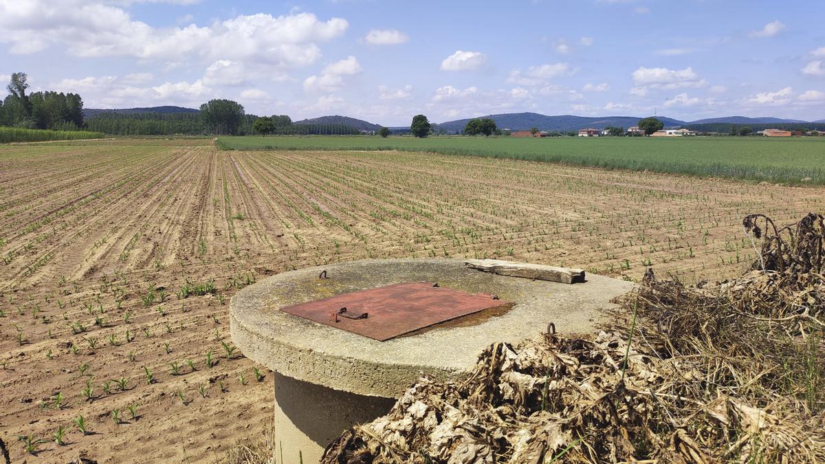 Un pozo en una finca de Vecilla de la Polvorosa.
