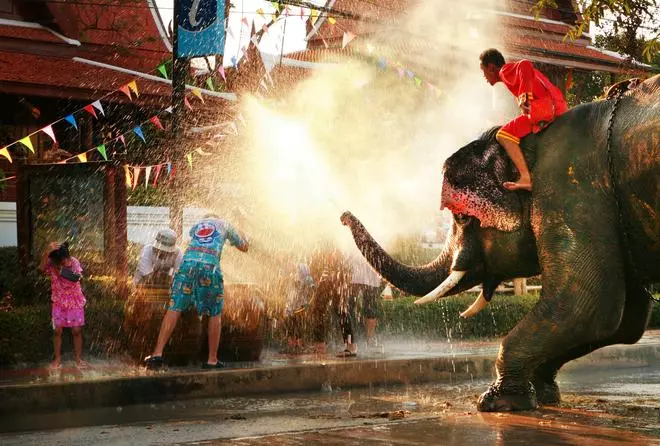Hay un país en el que todavía puedes celebrar el Año Nuevo: Songkran, el divertido festival del agua