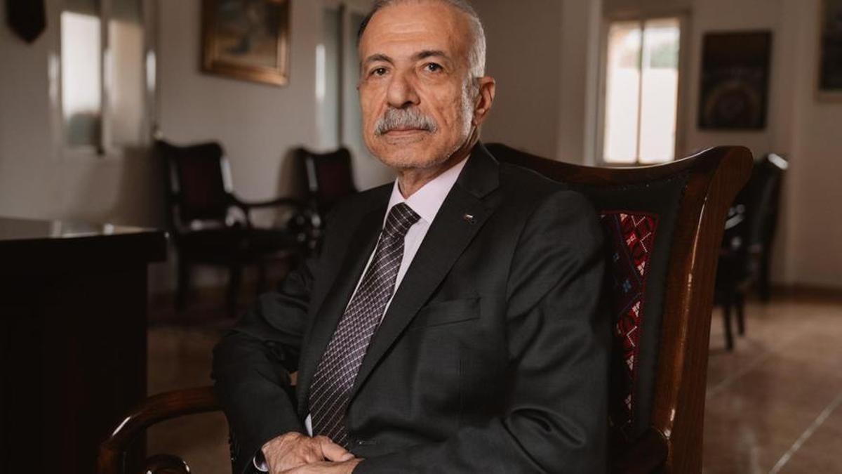 Husni Abdel Wahed.