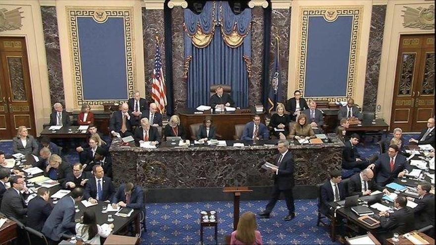 El suplicio de los senadores en el juicio a Trump