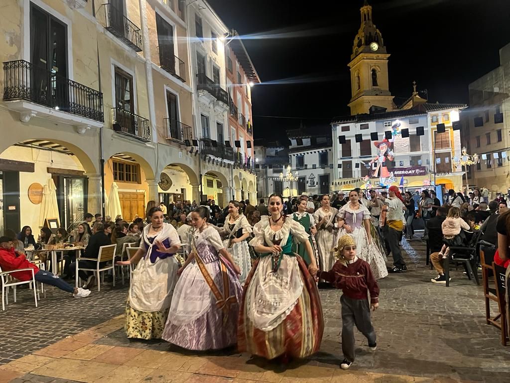 Así ha sido la multitudinaria "recorreguda" fallera en Xàtiva