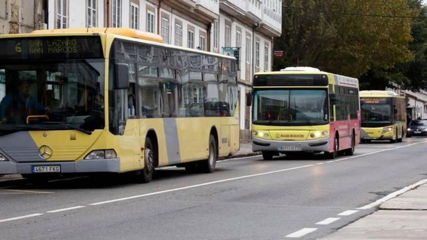 Un corte de tráfico en la rúa de Bonaval provocará desvíos en el transporte urbano este sábado