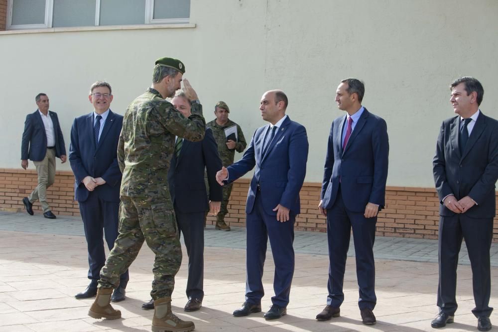 El Rey Felipe VI sigue desde Alicante varias maniobras del Mando de Operaciones Especiales