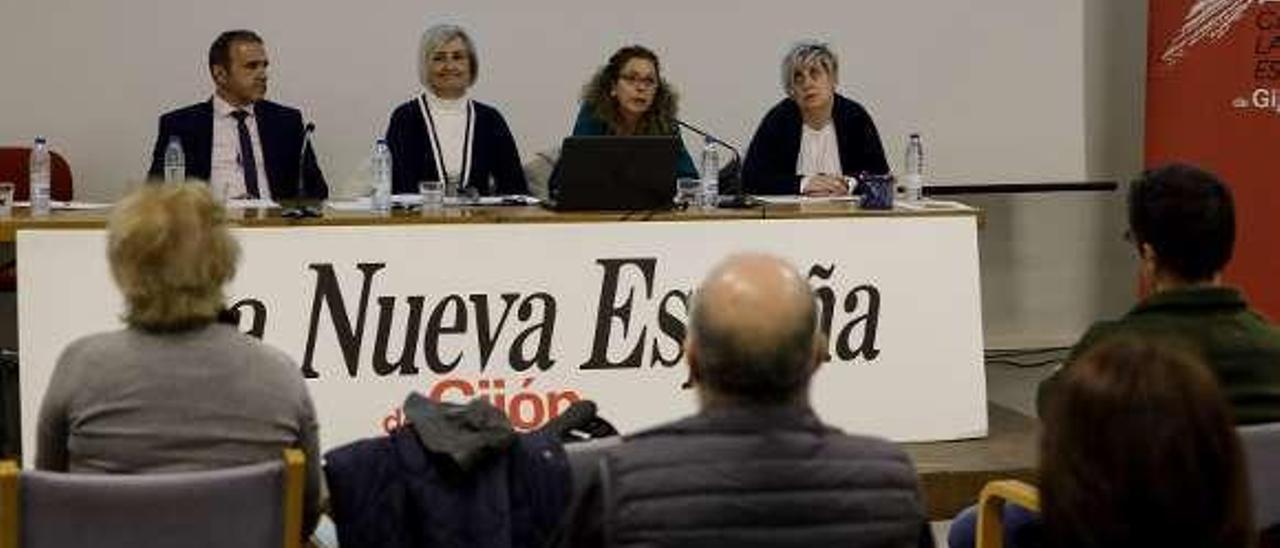 Por la izquierda, Ignacio Fernández, Chabela Martínez, María Cienfuegos-Jovellanos y Marga García.