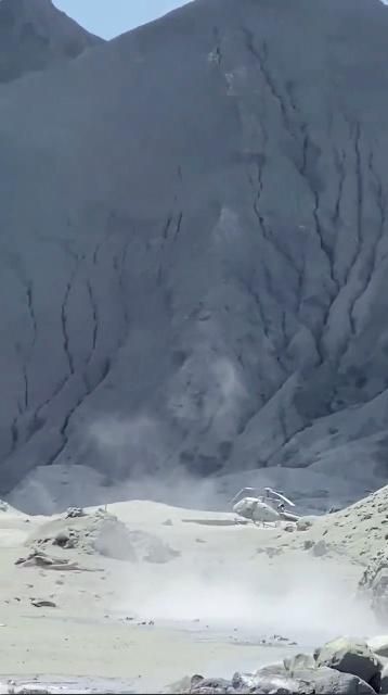 Erupció del volcà Whakaari a Nova Zelanda