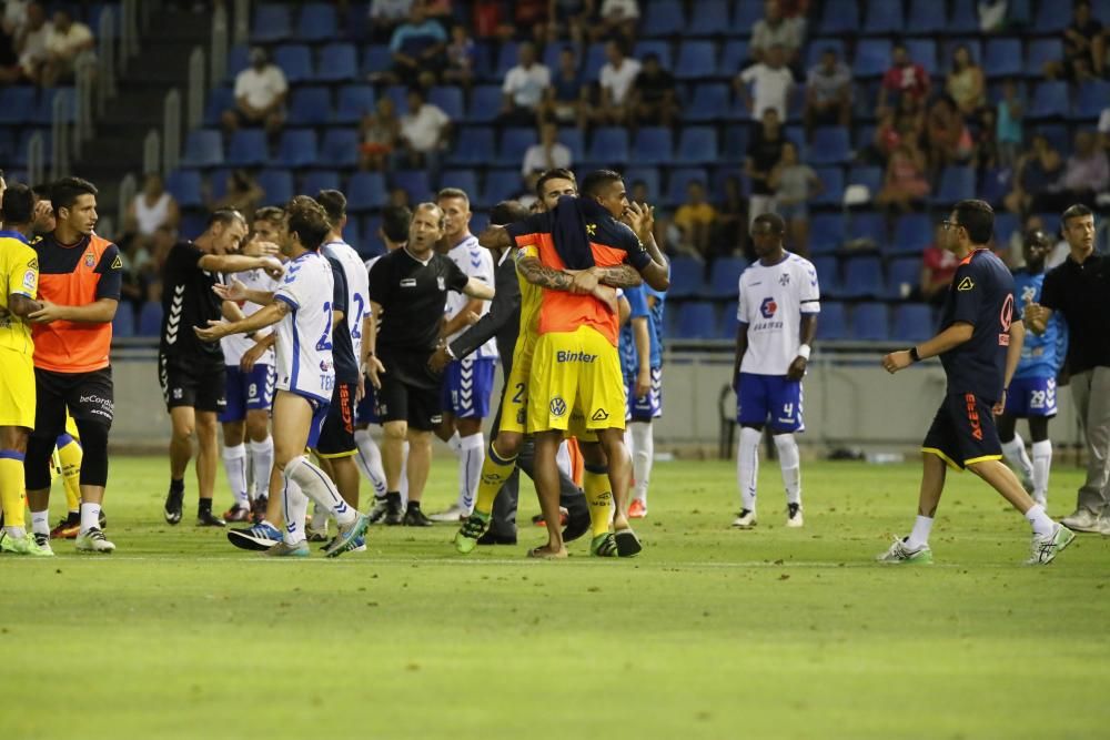 Delia Padrón Partido Copa Mahou entre el Tenerife y Las Palmas.