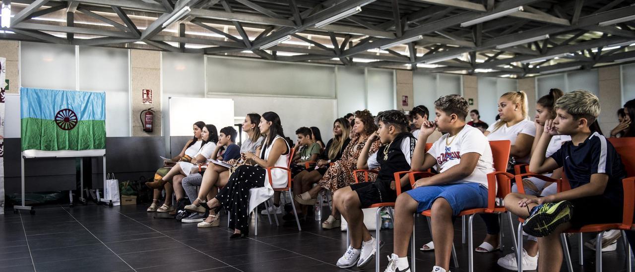 Alumnos de la FSG en un encuentro de estudiantes celebrado en Cáceres