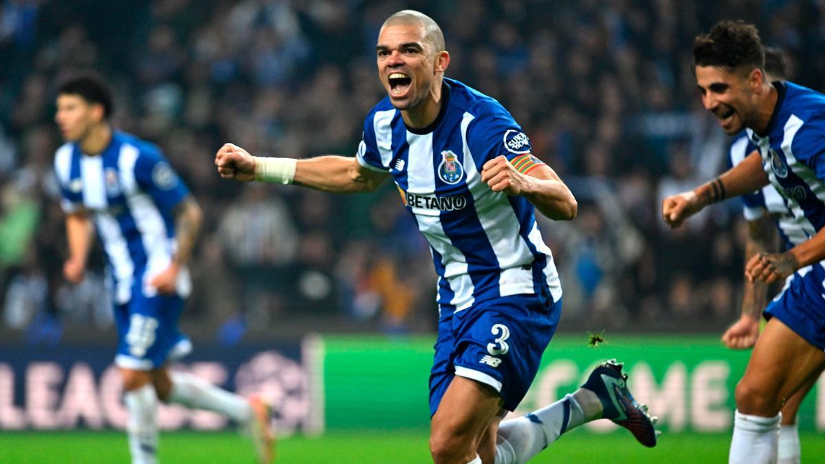 Oporto - Shakhtar: El gol de Pepe