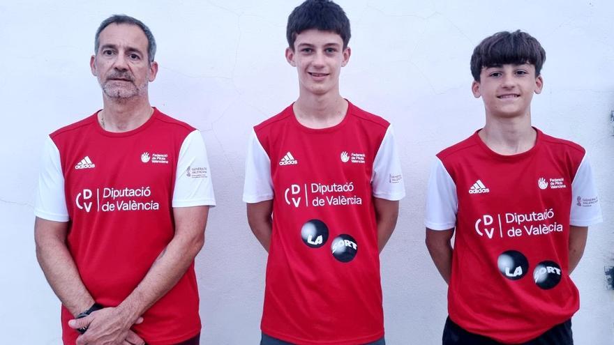 La saga Ferrer tiene futuro en la pelota valenciana