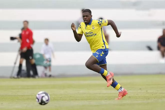 Iván Cédric, de no debutar con la UD Las Palmas a delantero de moda en Turquía