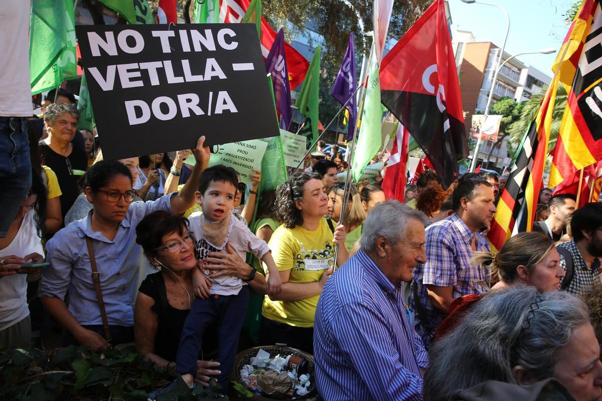 Manifestación para pedir más recursos para la escuela inclusiva