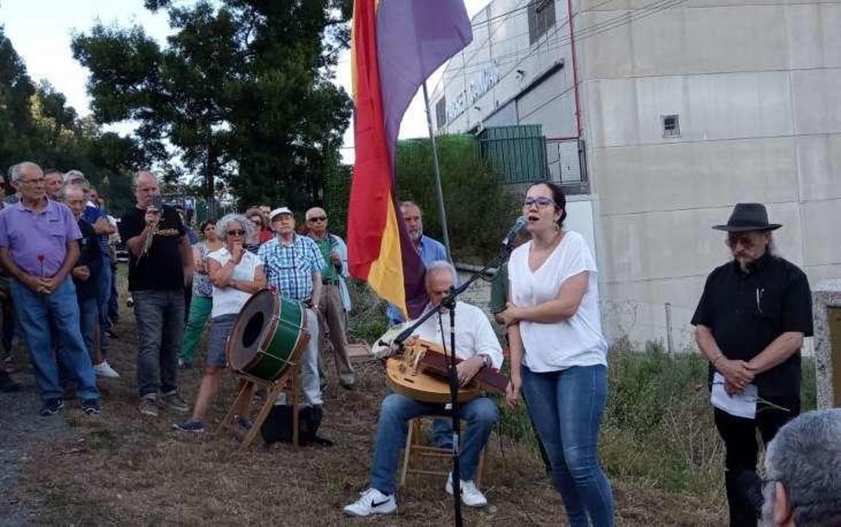 Anguieiro vive