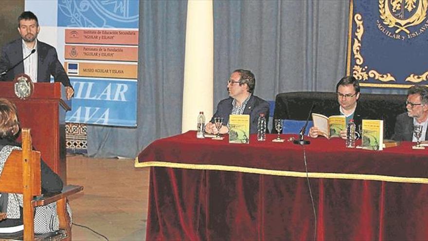 El historiador egabrense José Manuel Valle presenta su ensayo ‘Tras el oro del Rin’