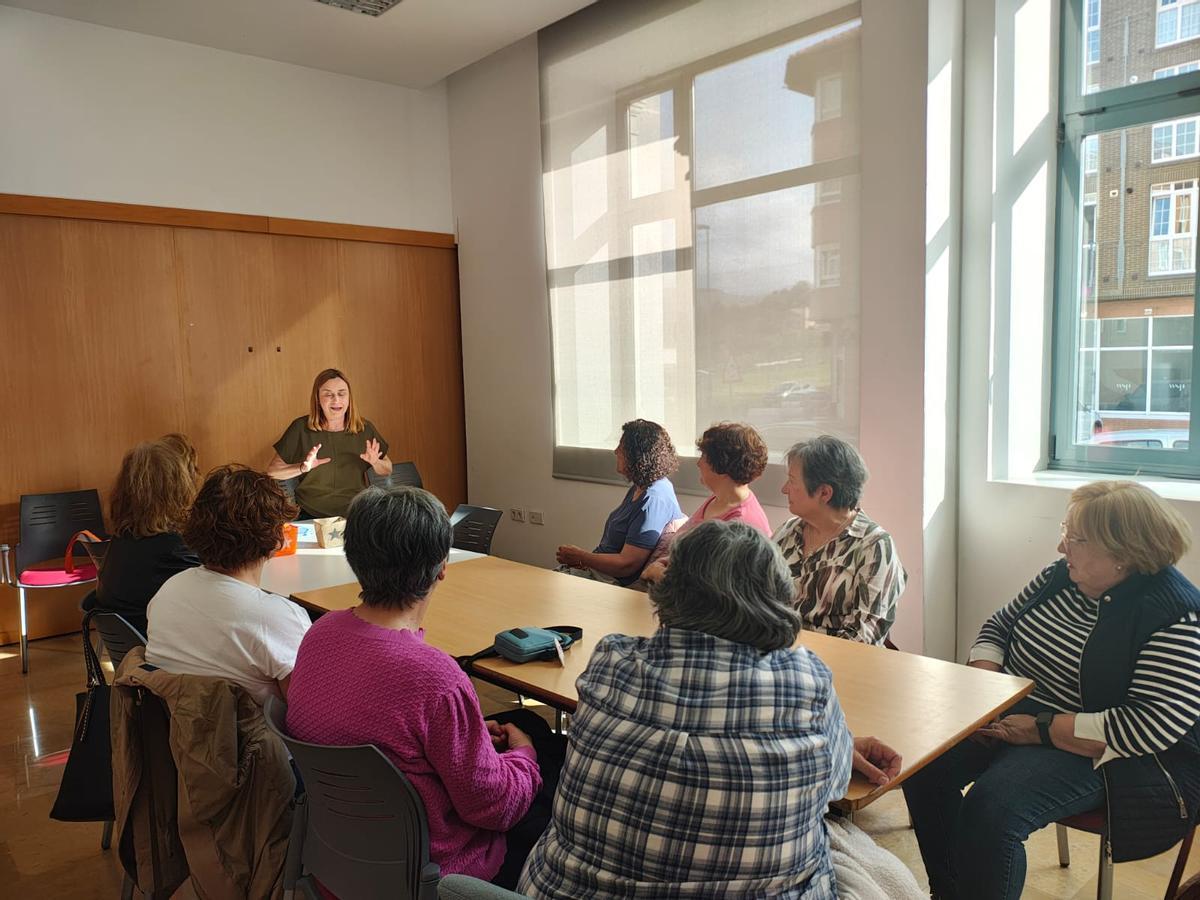 Ponencia de María José Azcáriz en Salas.