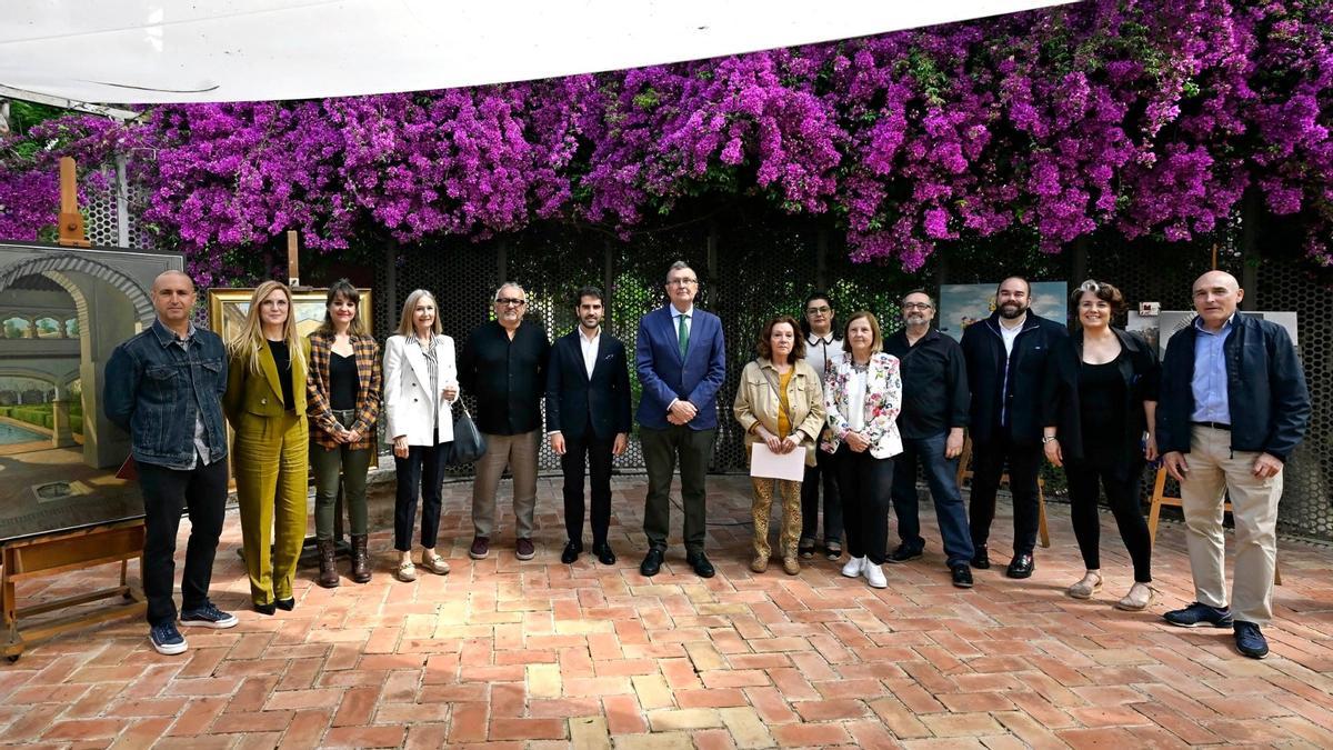 El alcalde José Ballesta en el acto de reconocimiento público a quienes han engrosado el fondo patrimonial del museo.