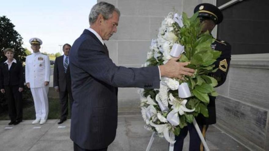 Bush recuerda a las víctimas del 11S en el Pentágono