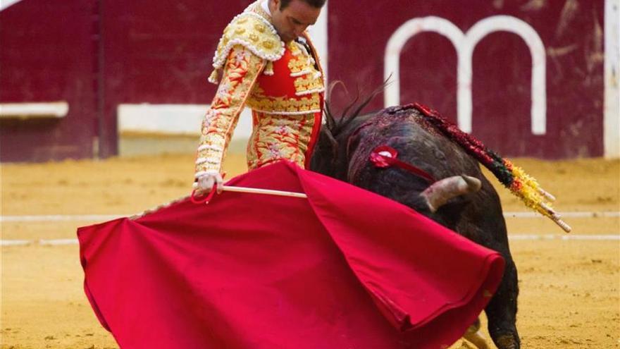 Una oreja para Ponce, Garrido y Adame