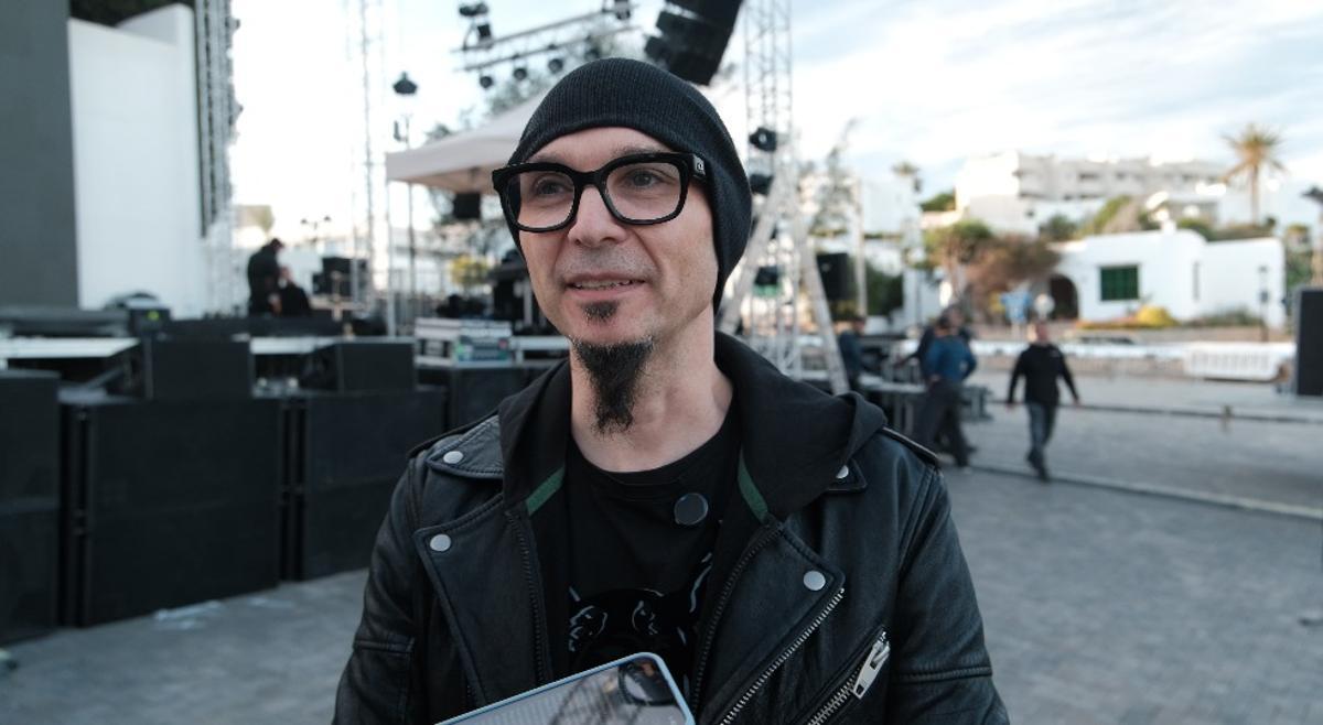 Carlos Escobedo atiende a Diario de Ibiza
