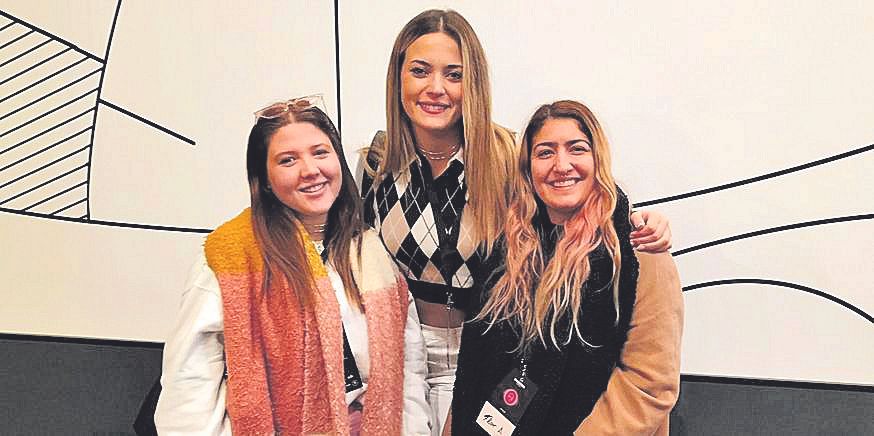 Beatriz Torelló, Marta Núñez y Flor Almeida.