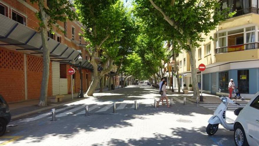Marqués de Campo, la gran arteria de negocio de Dénia. | A. P. F.