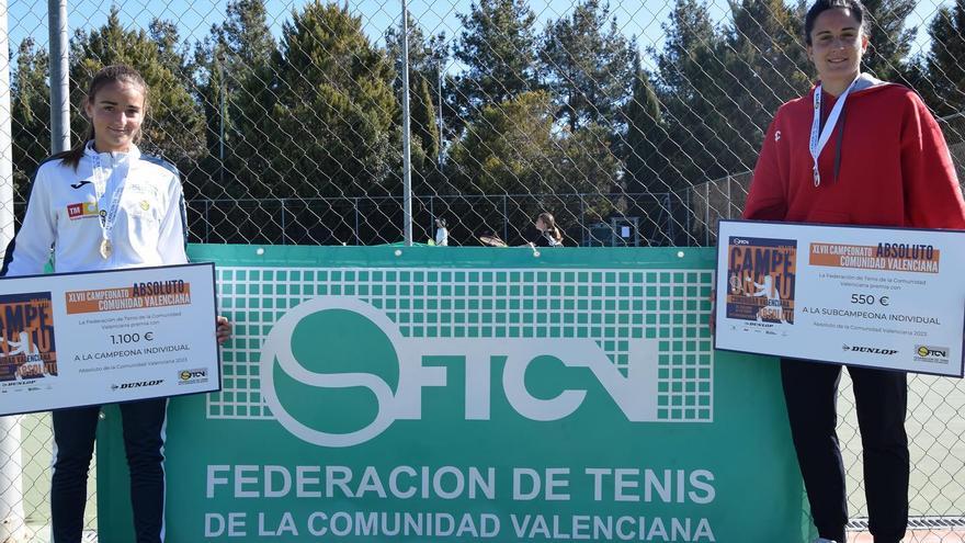 Ángela Fita se proclama subcampeona autonómica de tenis