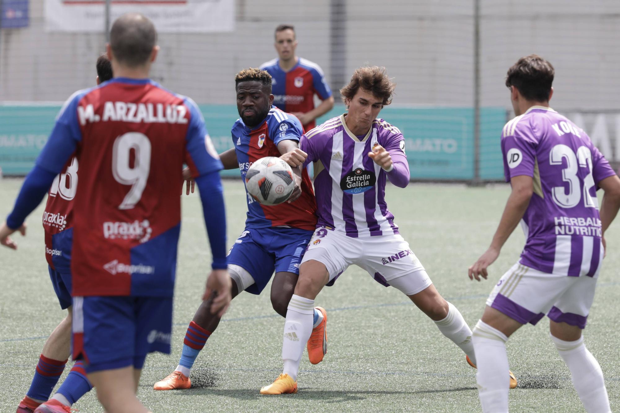 Así fue la celebración del UP Langreo, que seguirá un año más en Segunda Federación