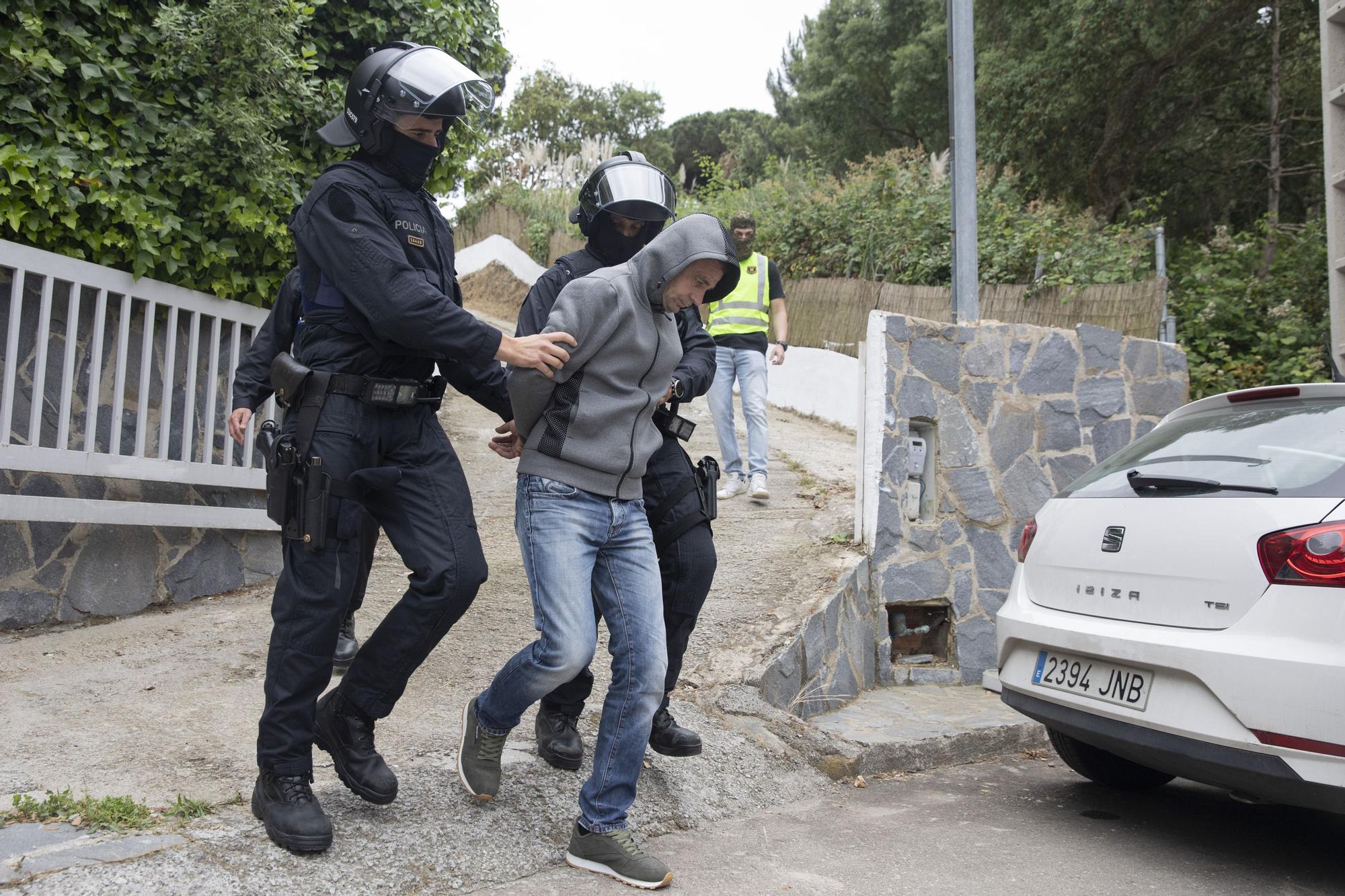 Operació policial contra una banda de tràfic i cultiu de droga a Girona