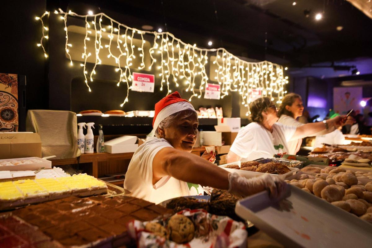 Mira aquí todas las fotos de la fiesta solidaria de Navidad de Pacha Ibiza