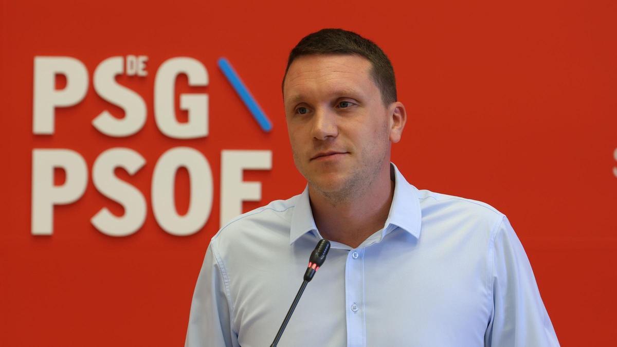 O secretario xeral do PSdeG de Santiago, Aitor Bouza
