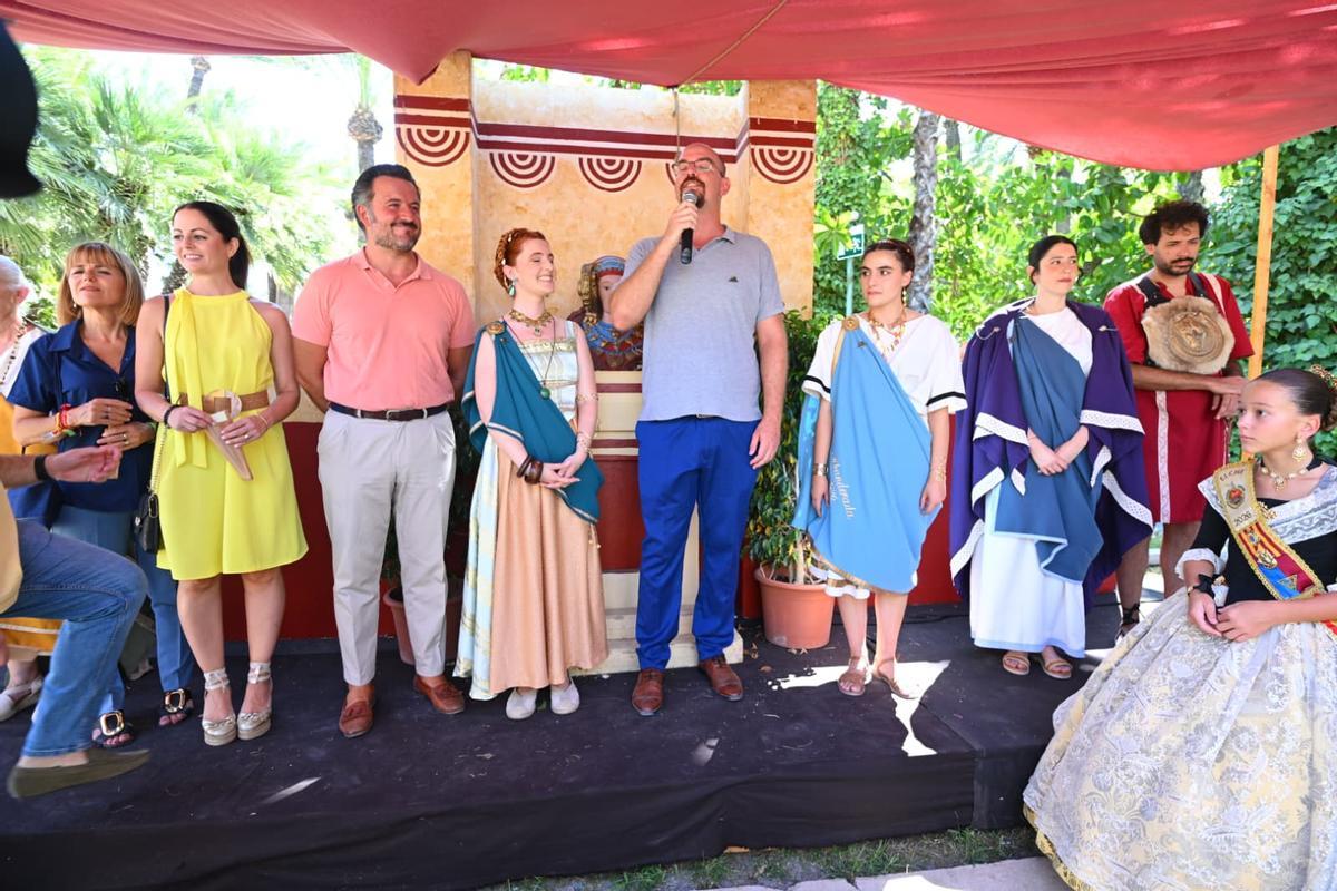 La apertura de la XVIII ÁGORA HELIKETANA de la Asociación de Pobladores de Elche, en imágenes