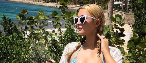 Paris Hilton con bikini de 'My Little Pony'