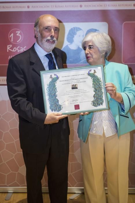 Francisco Etxeberría, premio "Trece Rosas Asturias"