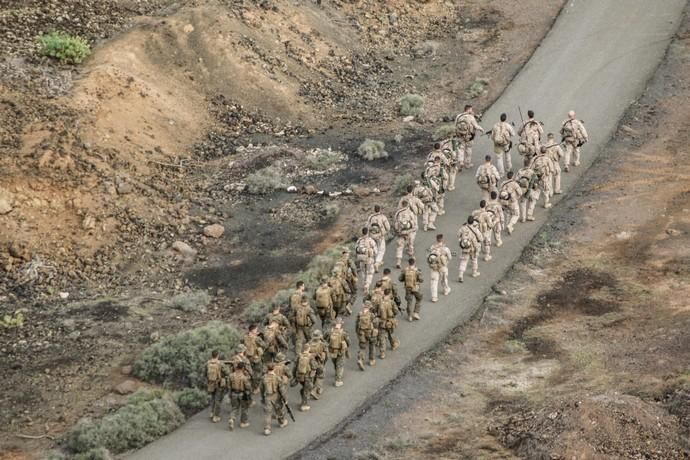 Ejercicios de adiestramiento terrestre en los campos militares de La Isleta y Pájara