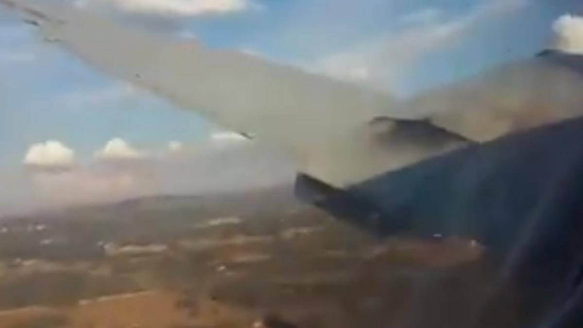 Un pasajero graba desde el interior cómo se estrella su avión