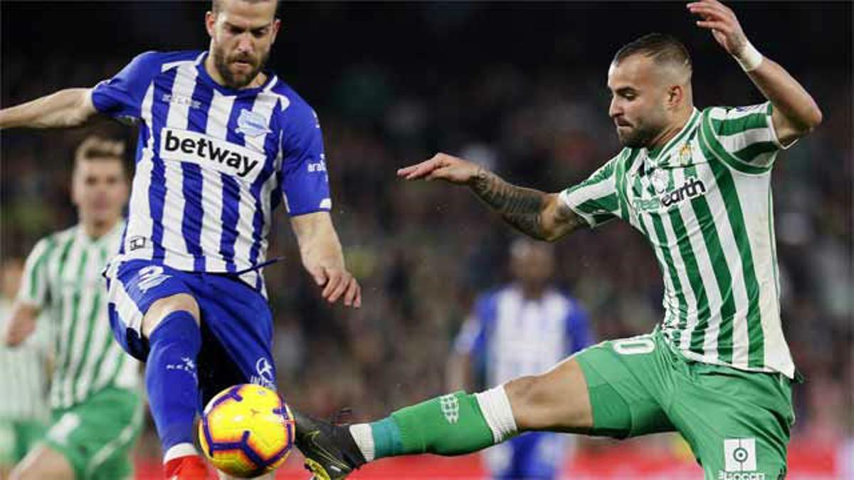 El Alavés se lleva un punto con polémica ante el Betis