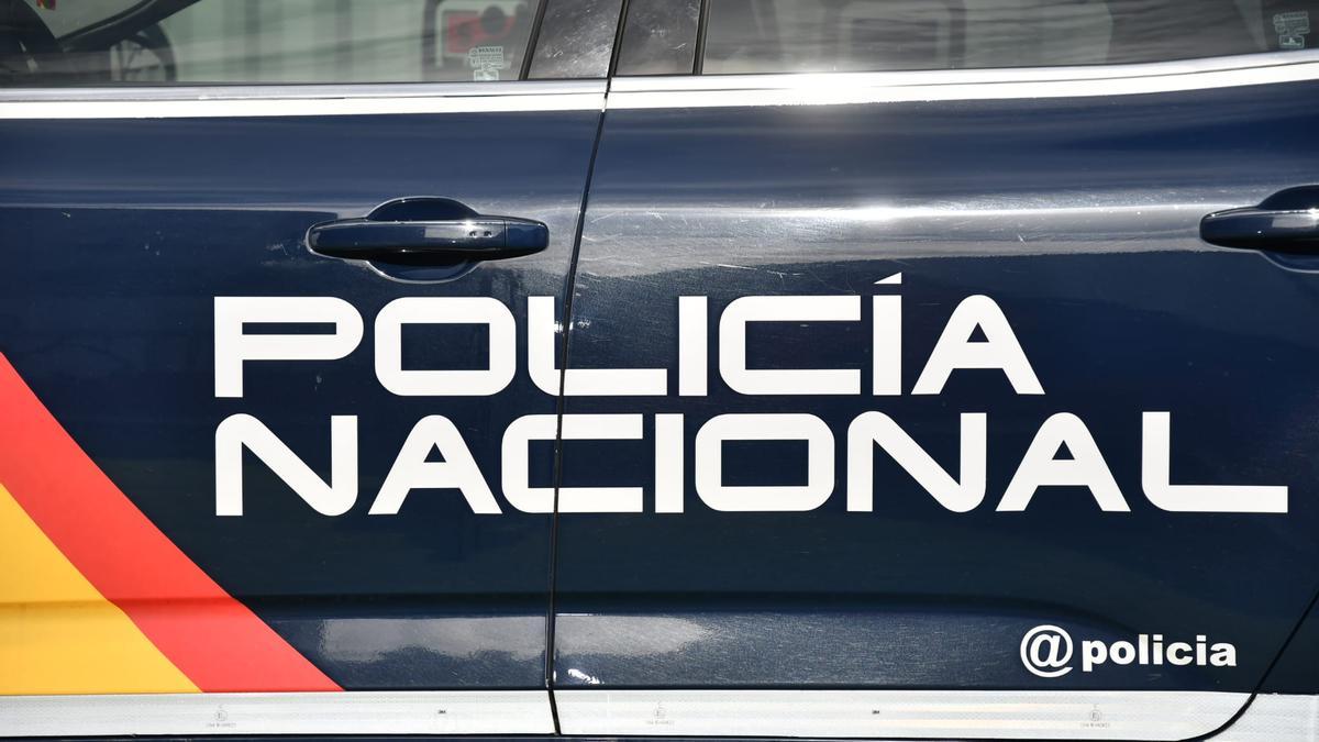 Un vehículo del 091.