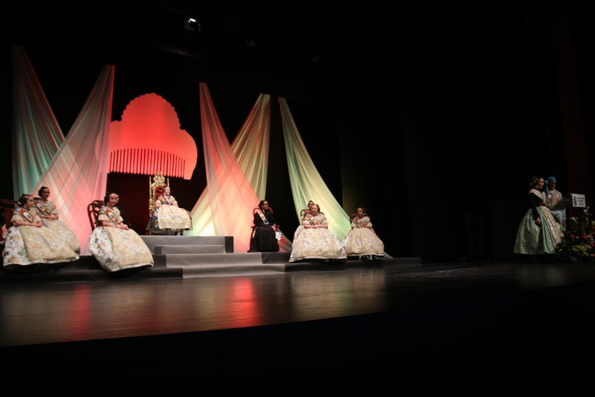 GALERÍA I El homenaje poético infantil de las Fallas de Burriana en imágenes