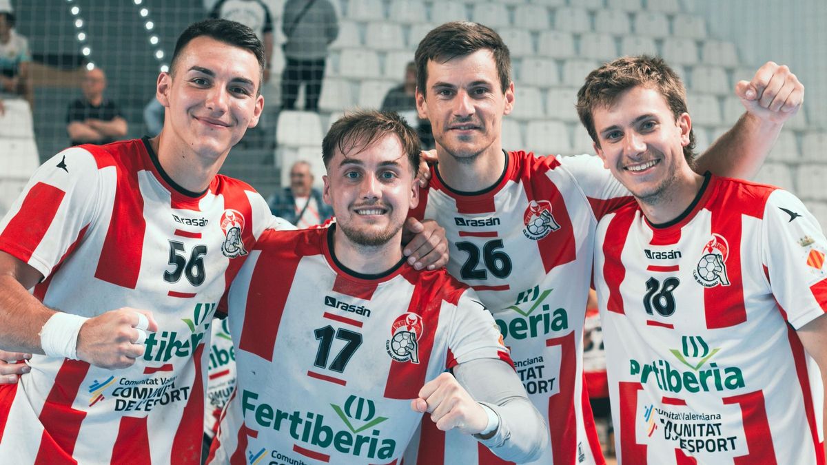 Los jugadores del Fertiberia Puerto Sagunto Antonio Capitán, Álex Plaza, Dusan Trifkovic y Joaquín Barceló.