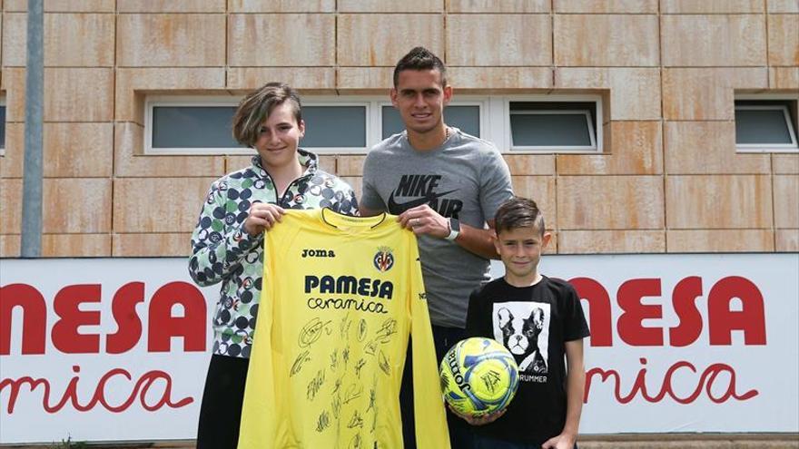 Llévate los regalos del Villarreal CF SANTOS BORRÉ