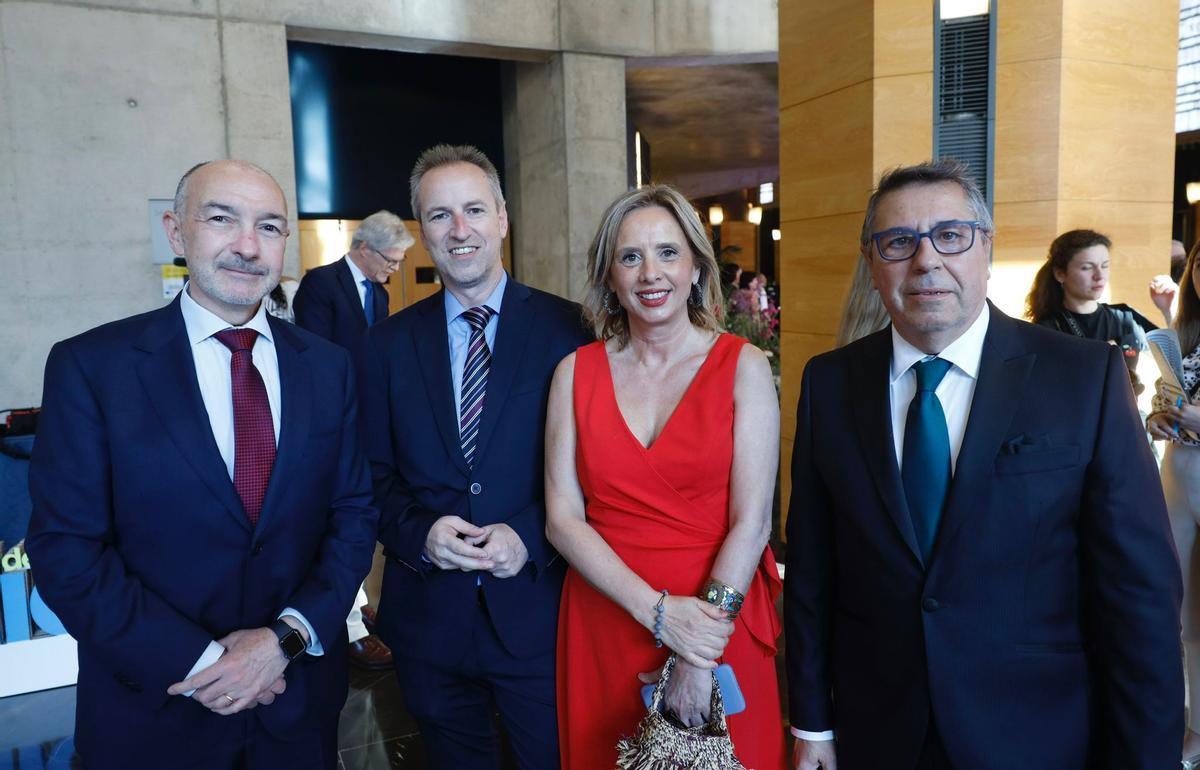 En imágenes | Gran ambiente en el 30 aniversario de la gala Aragoneses del Año 2024