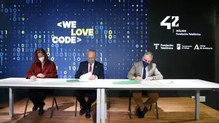 La Junta se une a 42 Málaga, un campus que atiende la demanda del mundo digital