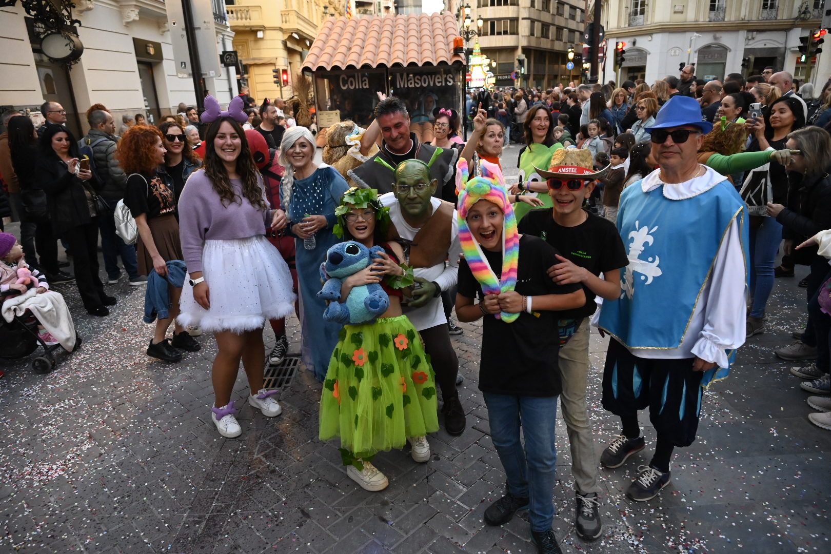 Desfile de collas y carros