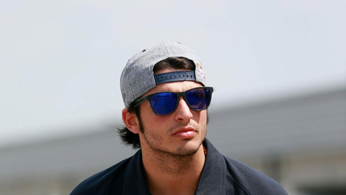 Carlos Sainz Jr., nuevo embajador de Shisheido Men