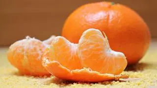 Esto que no te comes de la mandarina es lo que más vitamina tiene