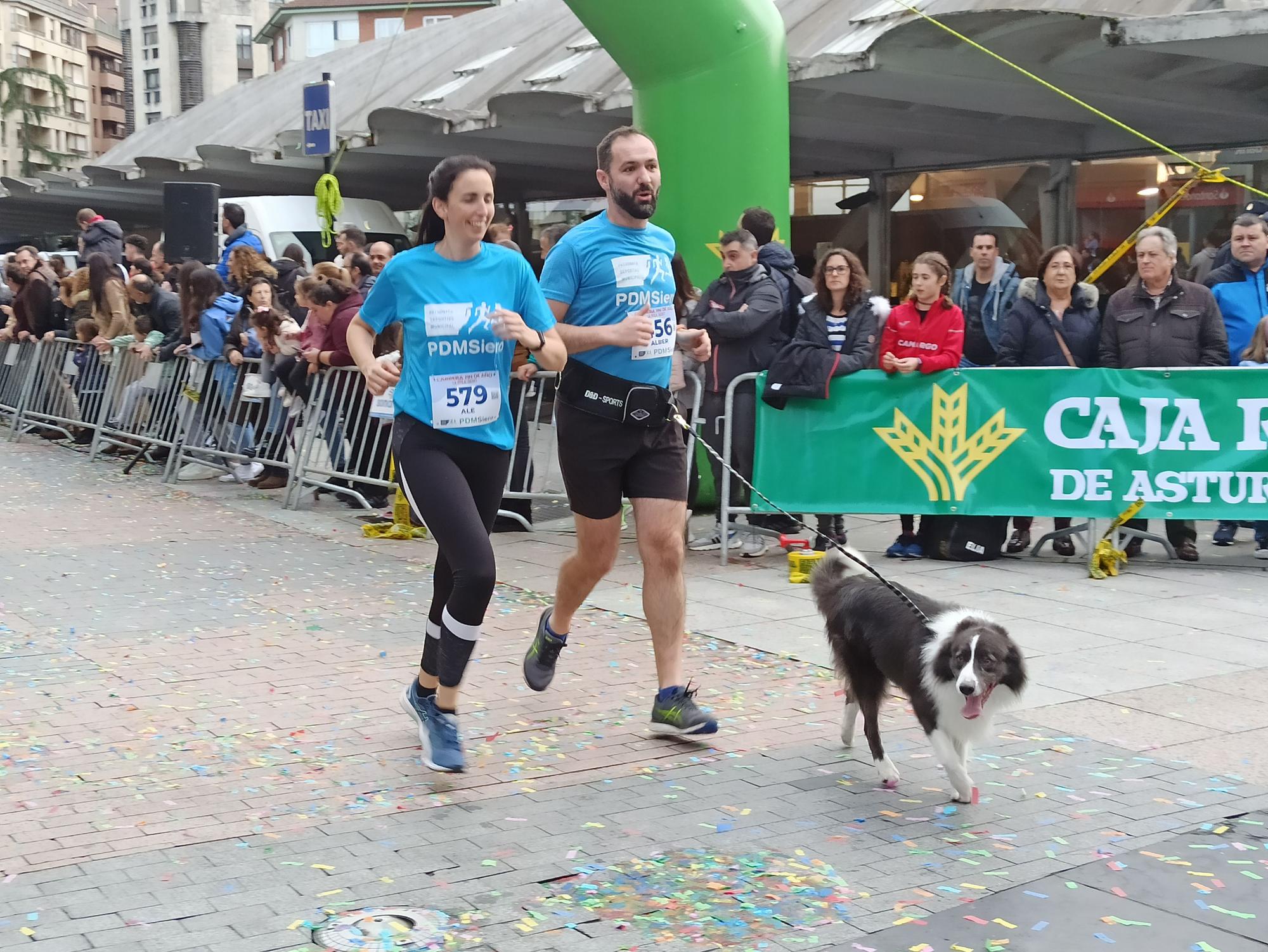 Casi 1.500 participantes disputan la carrera de Fin de Año de Pola de Siero