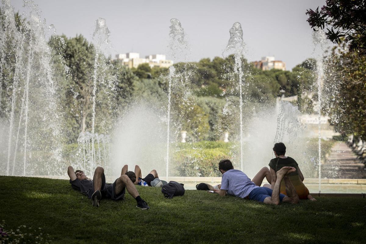 VERANO - CALOR - ALTAS TEMPERATURAS - SOL - PARQUE GRANDE JOSE ANTONIO LABORDETA