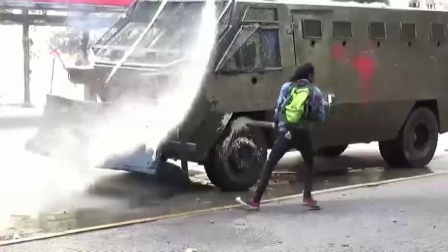 Nueva jornada de violentas protestas en Chile