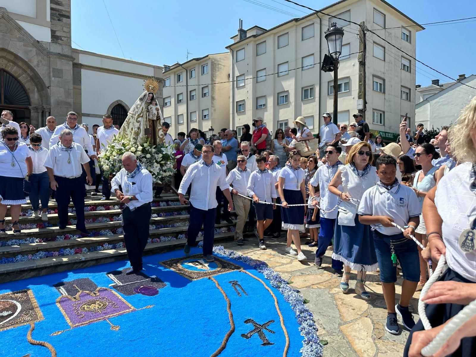 EN IMÁGENES: La procesión de la virgen del Carmen en Tapia de Casariego
